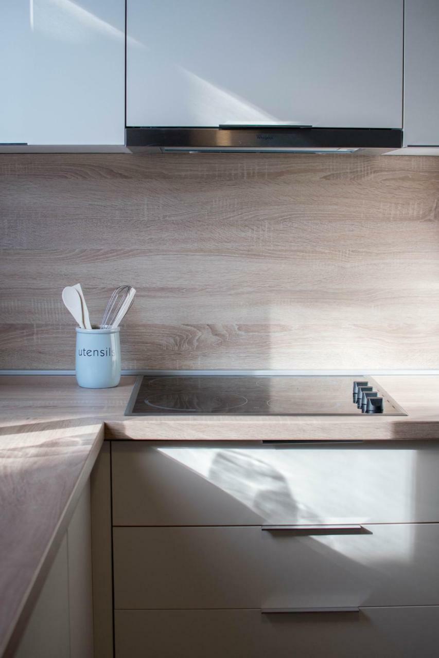App Lov Apartment Умаг Екстериор снимка
